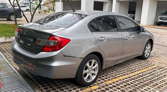 HONDA CIVIC 2.0 EXR 16V FLEX 4P AUTOMÁTICO HONDA CIVIC 2.0 EXR 16V FLEX 4P AUTOMÁTICO